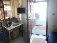 Accessable King En-Suite