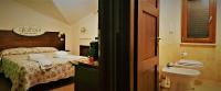 Quadruple Room with Private Bathroom