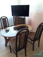 Vierpersoonskamer met Badkamer