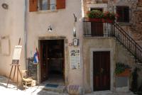 Kamene Priče rooms, music and food - B&B Bale