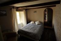 Vierbettzimmer mit Dusche