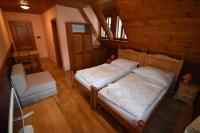 Chambre Triple avec Salle de Bains Privative