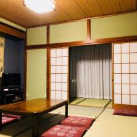 Japanese-Style Quadruple Room 8 Tatami-mat with Shared Bathroom and Garden View (1F)