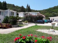 Apartments Zec - Bed and Breakfast Čanj