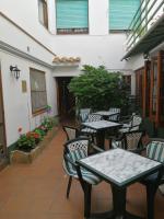 Pensio Can Fabrellas - B&B