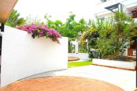 Villa Samaara1 on Candolim Main Road pool facing - Bed and Breakfast Candolim