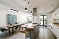 Beautiful 4 Bed House w/Garden in North London, Apartments - London