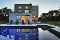 Holiday Home Dvori - Ferienwohnung Marčana