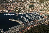 Çeşme Kale Taş Apart - B&B