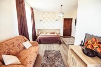 Kamer met Kingsize Bed en Uitzicht op de Bergen
