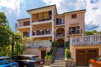 Rona Apartments Ani - B&B