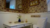 King Room with Garden View