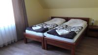 Twin Room with Private External Bathroom