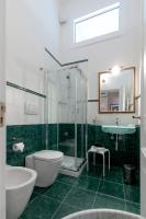 Tweepersoonskamer met 1 of 2 Bedden en Eigen Externe Badkamer