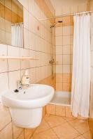 Triple Room with Bathroom