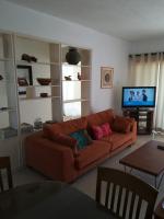 B&B Larnaca - Sevi's Place, 3 Bedroom Flat, 110 s.m - Bed and Breakfast Larnaca