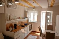 B&B Omiš - Luxury Apartment Luka - Bed and Breakfast Omiš