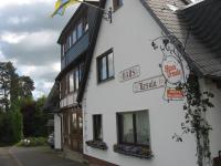 B&B Koblenz - Pension Haus Ursula - Bed and Breakfast Koblenz