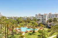 B&B Estepona - Sea & mountain view penthouse - Bed and Breakfast Estepona