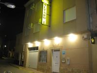 Hostal Alvaro I - B&B