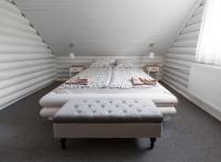 Öböl Liget vendégházak - B&B Abádszalók