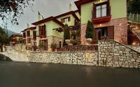Valtessiniko Studios - B&B