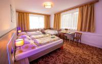 Vierbettzimmer mit Gemeinschaftsbad