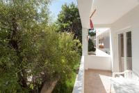 Apartment mit 2 Schlafzimmern und Balkon