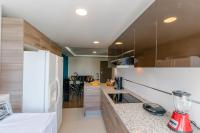 Suite de Lujo, Piso Alto, junto Parque Carolina, Generador electrico - B&B Quito