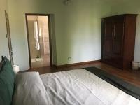 Deluxe Room (2 Adults + 1 Child)