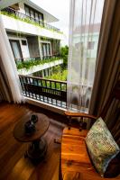 Deluxe Double or Twin Room with Pool View