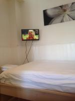 Kleines Zweibettzimmer