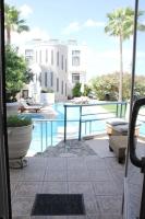 Landhaus mit Poolblick