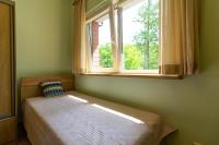 Familienzimmer mit Gartenblick
