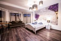 Deluxe Room (2 Adults + 1 Child)