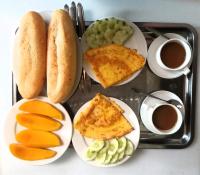 Ninh Binh Mountain Side Homestay & Cafe - B&B Hoa Lư