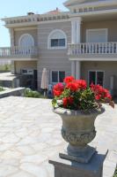 Villa Dimitri - GardenSide Souterrain - B&B
