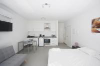 Chambre Double ou Lits Jumeaux avec Salle de Bains Privative