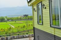 Smile Orange Homestay - B&B