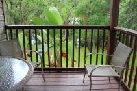 TreeHouse - Bed and Breakfast Tampa