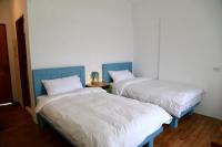 Zweibettzimmer mit eigenem Bad