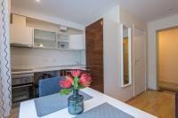 Budget Apartment (Private Parking)