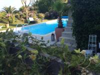 Roulotte de luxe vue mer 180° ,et un ha de verdure - B&B Plougastel-Daoulas