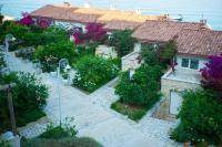 Bougainvill Sunset Villa - B&B