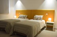 Tweepersoonskamer met 2 Aparte Bedden en Balkon