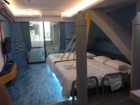 Deluxe Family Suite