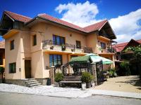 Pensiunea Remus - B&B Novaci