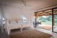 Twin Room with Bath