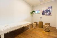 Meizhou Hot Spring Hotel溫泉商旅 - B&B