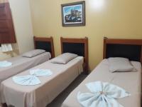 Chambre Triple avec Salle de Bains Commune